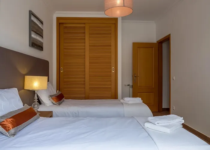 T3 Sebastião Apartamento *